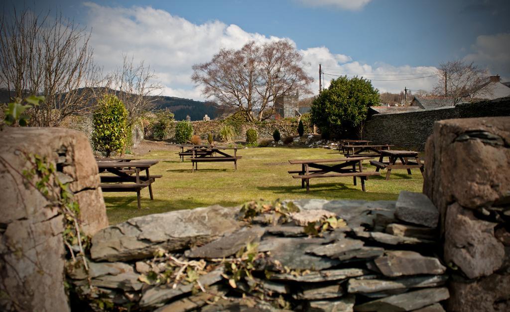 The White Lion Hotel Machynlleth Zewnętrze zdjęcie